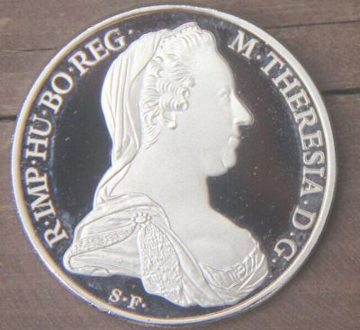 เหรียญที่ระลึกที่ระลึกแบบไร้สายขนาด40มม. จากออสเตรียมาเรีย Theresia Queen Of Hungry