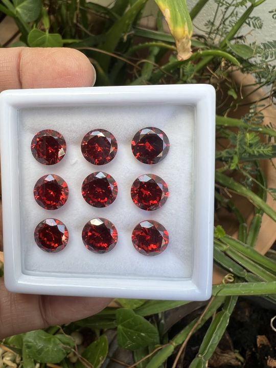 เพชร CZ คิวบิกเซอร์โคเนีย เพชรรัสเซีย 10.00 มิลลิเมตร ทรงกลม  สี โกเมน GARNET COLOR American diamond stone ROUND SHAPE 10.00 MM ( 2 PCS เม็ด)