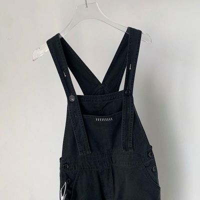 Black denim overalls women s spring and autumn new style straight tube loose and thin Western style age-reducing suspend