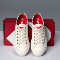 BIKK - รองเท้าผ้าใบ รุ่น "Basic" White Size 35-45 / รองเท้า / รองเท้าผู้หญิง / รองเท้าผู้ชาย / รองเท้ากีฬา / Sneakers