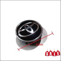 1 ฝาล้อ Toyota สีดำแท้ขนาด 52 mm จำนวน 1 อัน สามารถใส่ได้กับรถ Toyota vios vigo camry yaris alits**มาร้านนี่จบในที่เดียว**