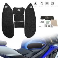 AMARK สำหรับ Suzuki GSXR600 GSXR750 K6 K7 2006-2010 Protector กันลื่นถังสติกเกอร์แก๊สที่ยึดเข่า Traction ด้านข้าง PVC รูปลอก