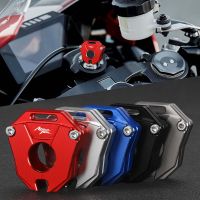 CRF1100L คู่สำหรับฮอนด้า CRF 1000ลิตร CRF1000L XRV 750 2023ปี2022ฝาครอบกุญแจรถจักรยานยนต์ตัวป้องกันปลอกหุ้ม