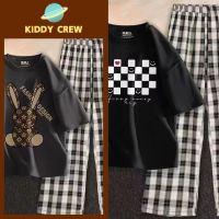 Kiddy Crew ชุดเซ็ทวินเทจลายเท่ราคาถูกมากมีราคาส่ง ชุดเซ็ทเสื้อ+กางเกงขายาวสงานดีผ้านิ่มใส่สบาย เเฟชั่นวินเทจพร้อมส่ง