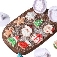 3/4PCS Christmas Cartoon Cookie Mold Set Home Diy Baking Tool 3d Pressing Fondant Cake Decorating Tools Handmade Biscuit Mold Bread Cake  Cookie Acces