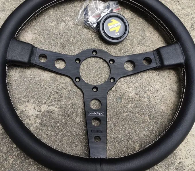 MOMO prototipoプロトタイプ 350mm Amazon | Momo Prototipo 350MM | ステアリング・ハンドル | 車