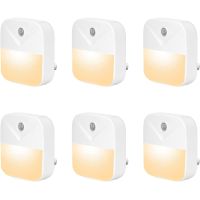 LED Night Light Warm White Smart Dusk to Dawn Sensor Plug into Wall Nightlight for Bedroom Hallway Kitchen Stairs Kids Adults Night Lights