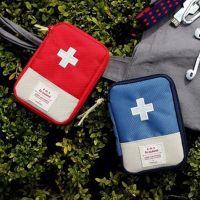 Portable Traveling Medical Kit Mini First Aid Medical Kit Outdoor Camping Medicine Storage Bag Emergency Survival Bag Pill Case