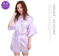 [Xiaoli clothing] 2022ผู้หญิง39; S Nightgown จำลองผ้าไหมซาตินกิโมโนเคลือบเงาสีทึบบางคาร์ดิแกนฤดูใบไม้ผลิฤดูใบไม้ร่วงเซ็กซี่เสื้อคลุมอาบน้ำสั้นสีม่วง