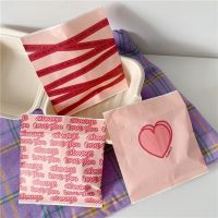 Ins Cute Bag Hearts Paper Bag Candy Packaging Bag Storage Bag Goodies Bag Door Birthday Wedding Party 【AUG】