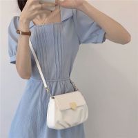 ZARAˉ small bag 2023 new niche design soft leather peach heart buckle pleated small round bag one shoulder underarm Messenger bag 2023 new