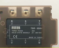 ไต้หวันใหม่เดิม FOTEK สามเฟสโซลิดสเตรีเลย์ TSR-50AA