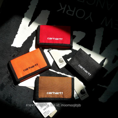 Carhartt cordura small wallet ปักตัวหนังสือ แบบเรียบ 3 พับ ไซส์กำลังดี ผ้า cordura เนื้อดี มีช่องใส่เหรียญ