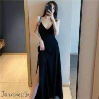 ?Jarawee.th?พร้อมส่ง?ชุดเดรสยาวสายเดี่ยวเหนือเข่าผ่าข้างแบบใหม่คอวีสีดำเซ็กซีสุดเก๋สไตส์เกาหลี?