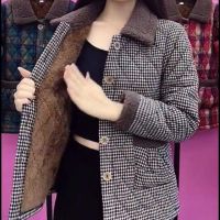 [COD] Internet celebrity autumn and winter new womens plaid plus velvet warm mothers thickened jacket coat