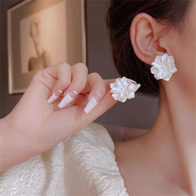 Stylish Teen Party Accessories Modern Fashion Party Accessories Floral Stud Earrings For Women Trendy White Flower Stud Earrings Cute Teenage Girl Jewelry