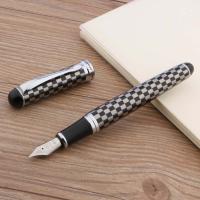 ปลายปากกากระดานหมากรุกขนาดกลางและปากกา750ปากกาสีดำ Jinhao ปากกาสีขาว