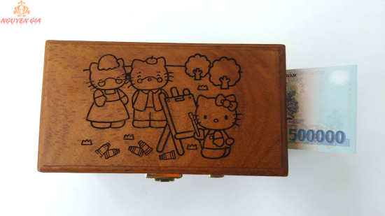 Hộp đựng tiền tiết kiệm có mật khẩu bằng gỗ mẫu gia đình hello kitty an - ảnh sản phẩm 1