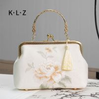 Chinese style embroidered small bag for women wearing cheongsam retro Chinese style Republic of China style handbag ancient style Hanfu bag 【JYUE】