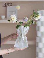 MUJI High-end glass origami colorful vase shallow mouth glass transparent high-value living room table decoration wrinkled irregular vase