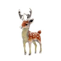 CINDY XIANG 3 Colors Available Cute Small Deer Brooches for Women Bucks Sika Deer Animal Pin Coat Accessories Kids Gift