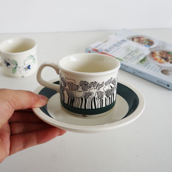 finnish-medieval-retro-ceramic-gardenia-rose-green-grass-coffee-cup-milk
