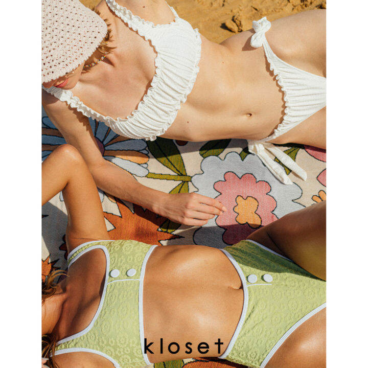 kloset-kk22-sw006-bandeau-knot-bikini-with-bow-set-ชุดว่ายน้ำ-บีกีนี่-ชุดว่ายน้ำผู้หญิง