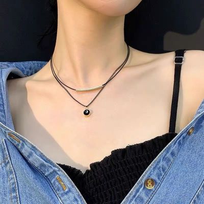Double-layer necklace womens 2022 new high-end niche design collarbone chain light luxury fashion black Haoshi