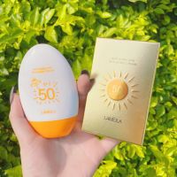 ครีมกันแดดลาเมล่า55g?ใหม่ล่าสุด Lameila ป้องกันแสงแดด SPF50+ PA+++
ปกป้อง UVA UVBช่วยบำรุงผิว เพื่อให้ผิวชุ่มชื่น-3053