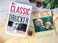 Classic Drucker สุดยอดปรมาจารย์ด้านบริหารจัดการ (มีรอยขีด)+ MBA ปรมาจารย์ ดรักเกอร์ มองอนาคต (ได้2เล่ม) การจัดการ การบริหารธุรกิจ จิตวิทยาการจัด