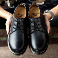 Ready StockNew England Dr.Martens Martin Shoes Men And Women Genuine Leather Oxfords Tooling Shoes Low-Top Shoes Formal Shoes 35 ~ 47ซื้อทันทีเพิ่มลงในรถเข็น