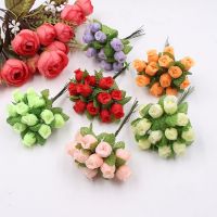 [ดอกไม้ประดิษฐ์ร้อน688] Mini Ramo De Rosas Para Decoración De Regalo Artesanal Accesos De Corona ฟลอเรสเดอ Artificales Guirnaldas Decorde Ación 12 Unidades Por Lote