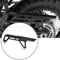 รถจักรยานยนต์ Chain Guard Cover Protector ตกแต่ง Guard เข็มขัด Fender สำหรับ SUZUKI V STROM VSTROM 1050 V-STROM1050XT 2019-2021 2020