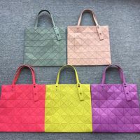 Issey Miyake Japans same style bag six-lattice bag geometric rhombus pleated tote bag handbag shoulder bag womens bag