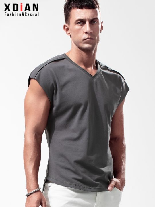 เสื้อกั๊กคอวีเปิดไหล่กว้างของผู้ชายเสื้อยืดแขนกุดคุณภาพสูงของแท้-เสื้อฟิตเนสทรงหลวมแขนตัดเย็บแบบใหม่เสื้อกล้ามฤดูร้อน