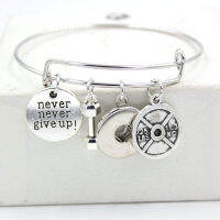 ยิมฟิตเนส Never Give up สร้อยข้อมือการออกกำลังกาย Dumbbell Charm ขยายลวดกำไลข้อมือ Snap celetswelry ผู้หญิงของขวัญ