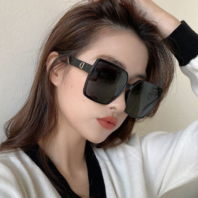 แว่นตากันแดดทรงเหลี่ยมโลโก้ D สำหรับผู้หญิงเกาหลีเลนส์ไล่ระดับสีวินเทจกลางแจ้งป้องกันรังสียูวีแว่นกันแดดแฟชั่นเฉดสีเฟรมขนาดใหญ่