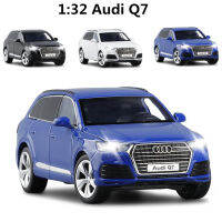 1:32 Audi Q7 Die-Castยานพาหนะรถโลหะผสมรุ่นเสียงรถยนต์และชุดคอลเลกชันรถยนต์ของเล่น