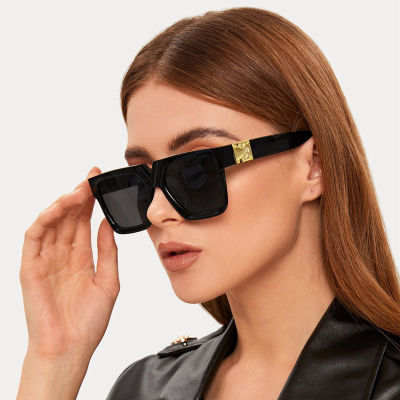 Ladies European American Fashion Ins Sunglasses Men Women Retro V-shaped Shade Glasses Trend Street Shooting Big Square Personality Cool Sunglasses