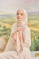 Printed Hijab | The Rest Collection ผ้าคลุมฮิญาบปริ้นส์สามเหลี่ยม