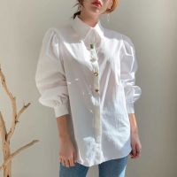 [EWQ] Spring  Personality Button White Shirts Women New Lapel Single Breasted Lantern Sleeve Loose Casual Tops Tide 16R1114