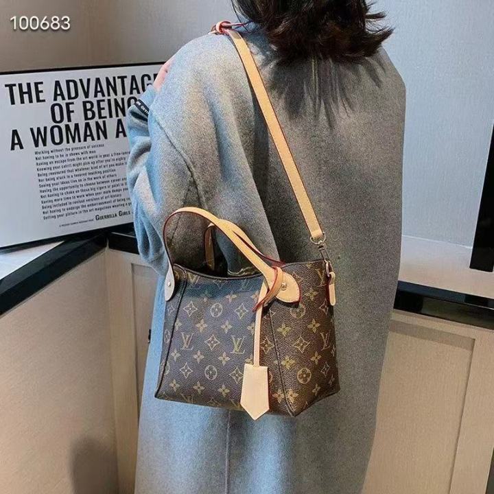 เกรดสูงสุด-lv-กระเป๋าโท้ท2022ใหม่กระเป๋าสตางค์กระเป๋าสะพายศูนย์กระเป๋ามือจับมีซิปความจุมากสำหรับผู้หญิง-mode-korea-ต้นฉบับหนัง-pu-แบบสะพายข้างกระเป๋าแต่งหน้ากระเป๋าสะพายไหล่กระเป๋าทำงานเดินทางกระเป๋าช