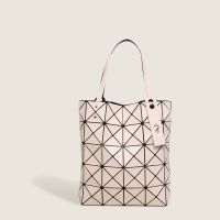 Issey Miyake Bag Geometric Rhombus Bag Chain Square Bag Mini Mobile Phone Bag Portable Leisure Bag