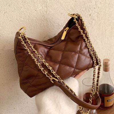 Bag is natural capacity of 2021 the new fashion is popular this year qiu dong ling chain texture soft leather inclined shoulder bag