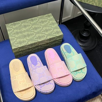 【Original Label】Thick Soled Slippers for Women Wearing One Line Slippers for Fashion Womens Shoes and Couples Slippers