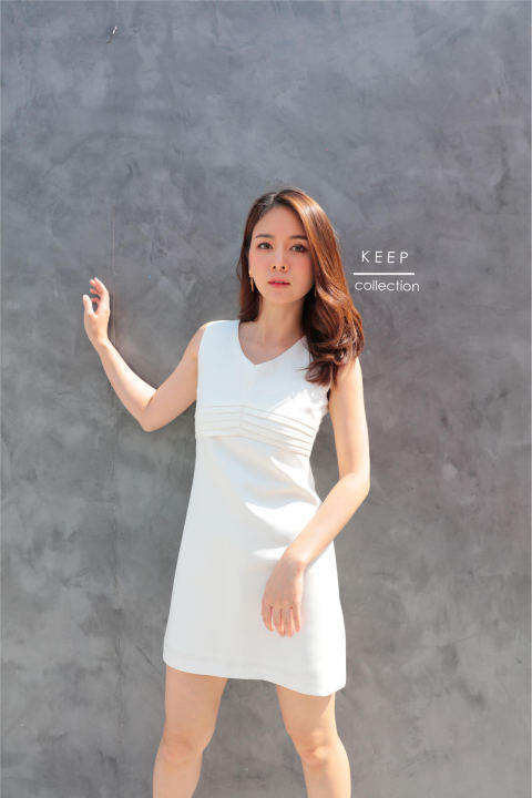 pre-order-techinee-puffy-dress-เดรสแขนกุดแต่งพลีทหน้า