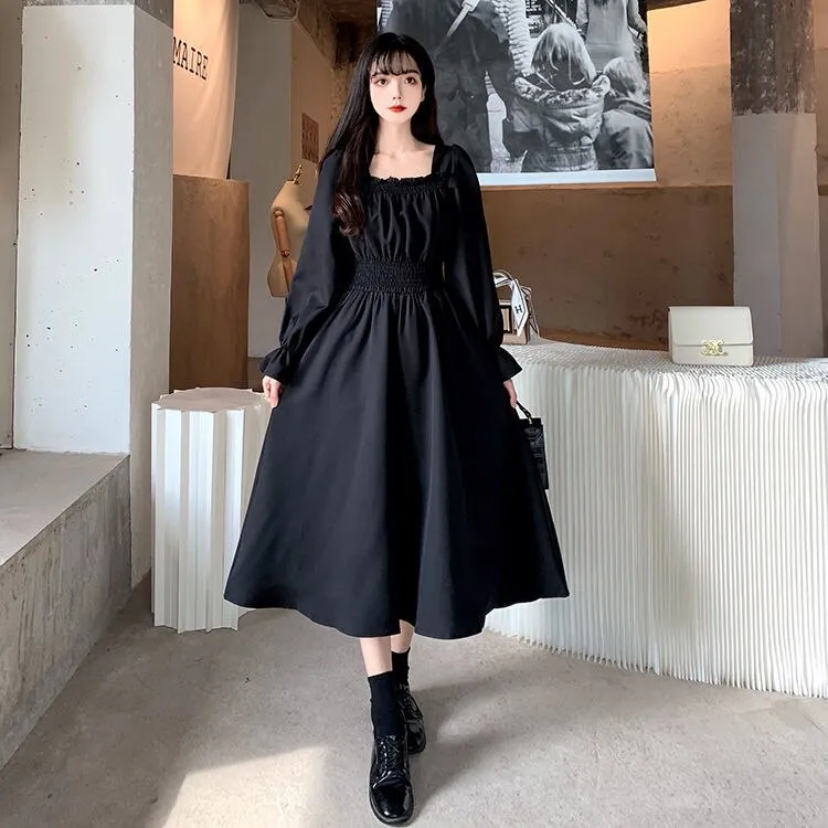 Retro black store outfit