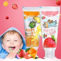 baby childrens toothpaste contains fluoride and anti-moth repair solid teeth sugar-free changing period special fruit flavor