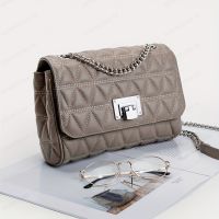 geegostudio Argyle Quilted Chain Crossbody Bag, Fashion Turn Lock Square Bag, Womens Small Leather Flap Purse