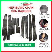 Bộ nẹp bước chân trong ngoài ô tô Ertiga 2019-2021 vân cacbon